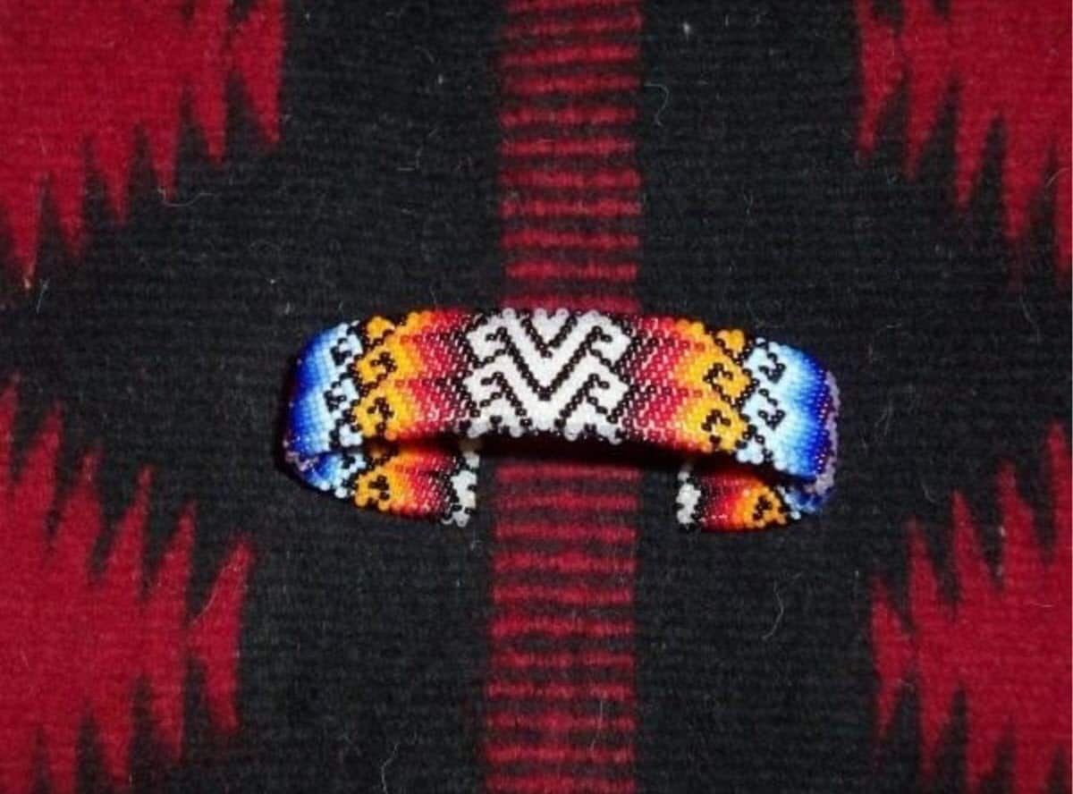 How to Use Peyote Stitch Patterns to Create Beautiful Beaded Bracelets